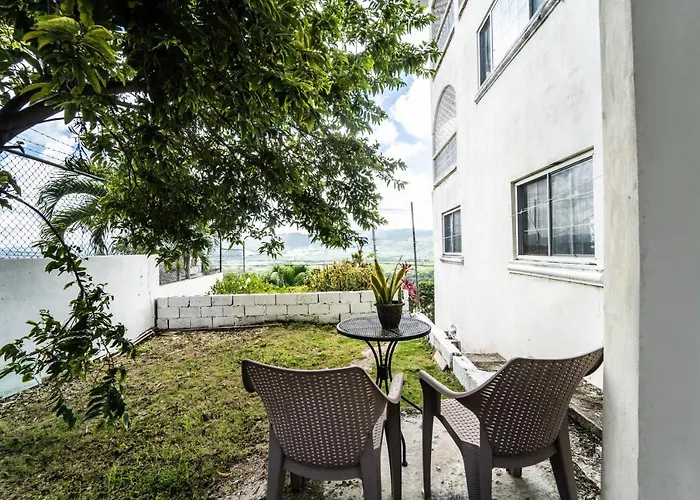 Skyline Suites, Queen, Ocean Views * Montego Bay