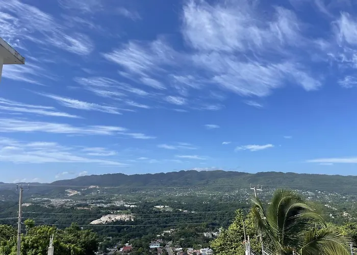 Skyline Suites, Queen, Ocean Views Montego Bay